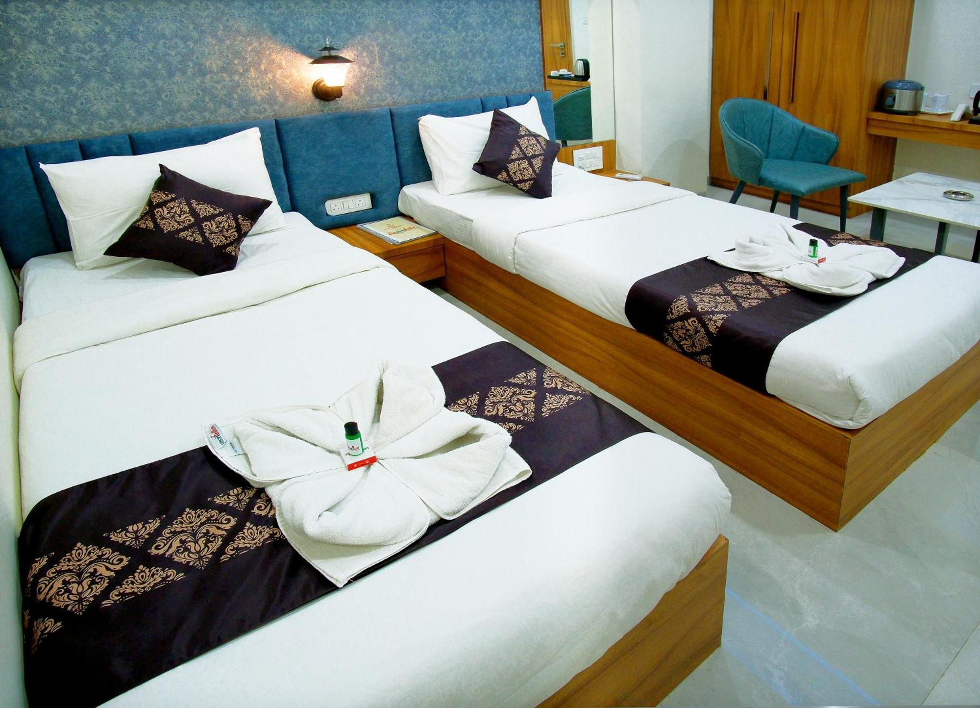 נאסיק Hotel The Marion מראה חיצוני תמונה